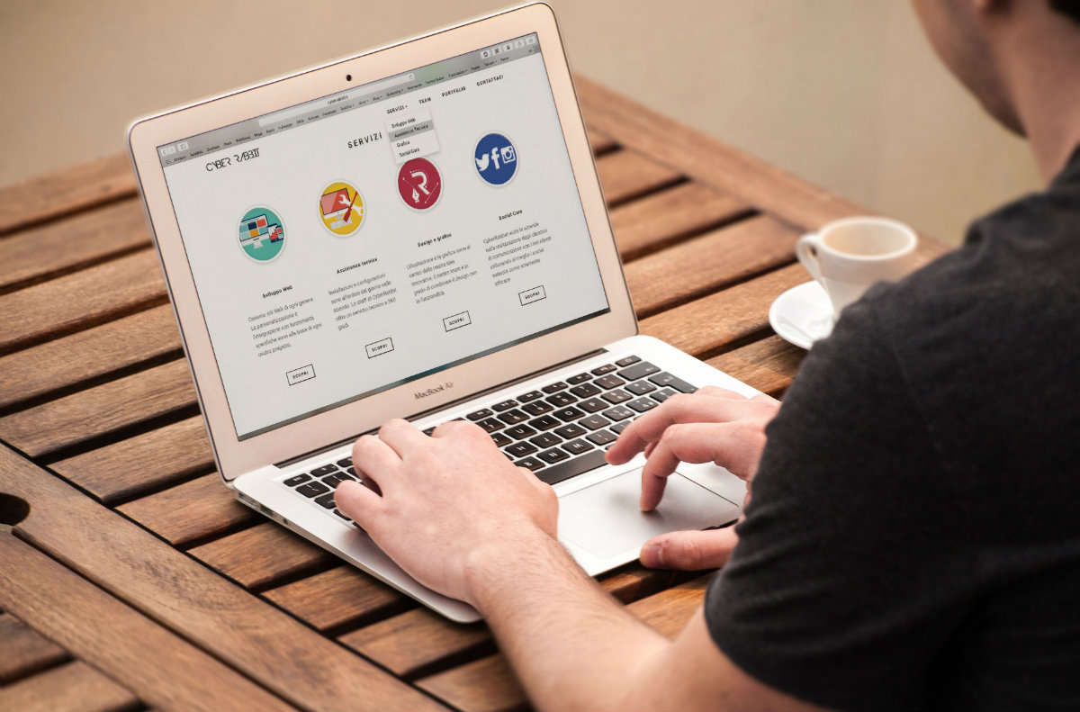 Afinal, existe diferença entre um site e uma loja virtual?